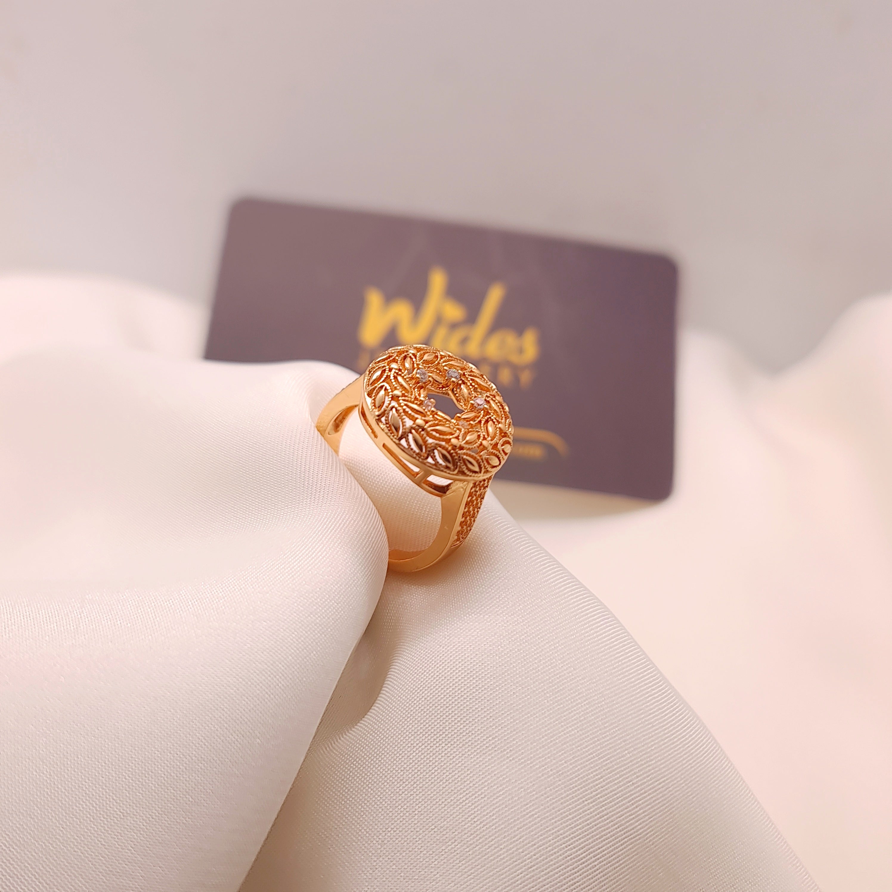 Leafy Elegance Ring for Girls/Women