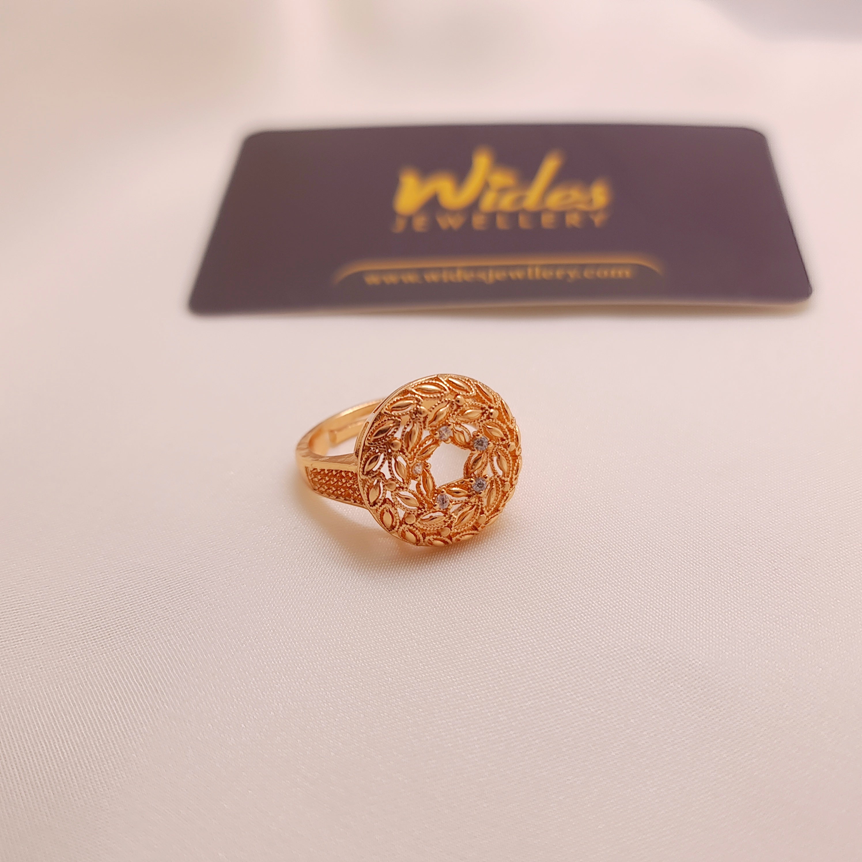 Leafy Elegance Ring for Girls/Women