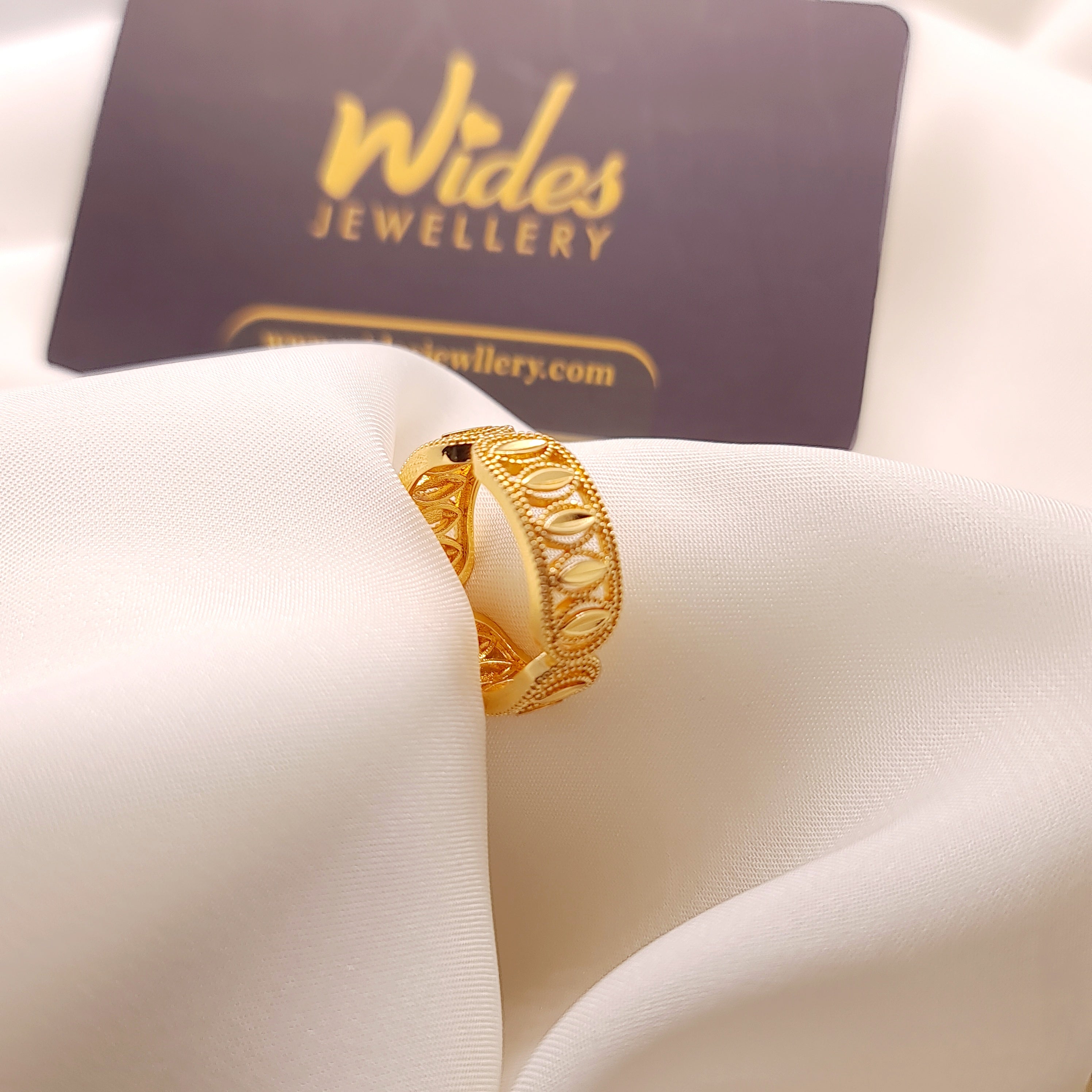 Gold-Plated Leaf Band/Ring for Girls/Women