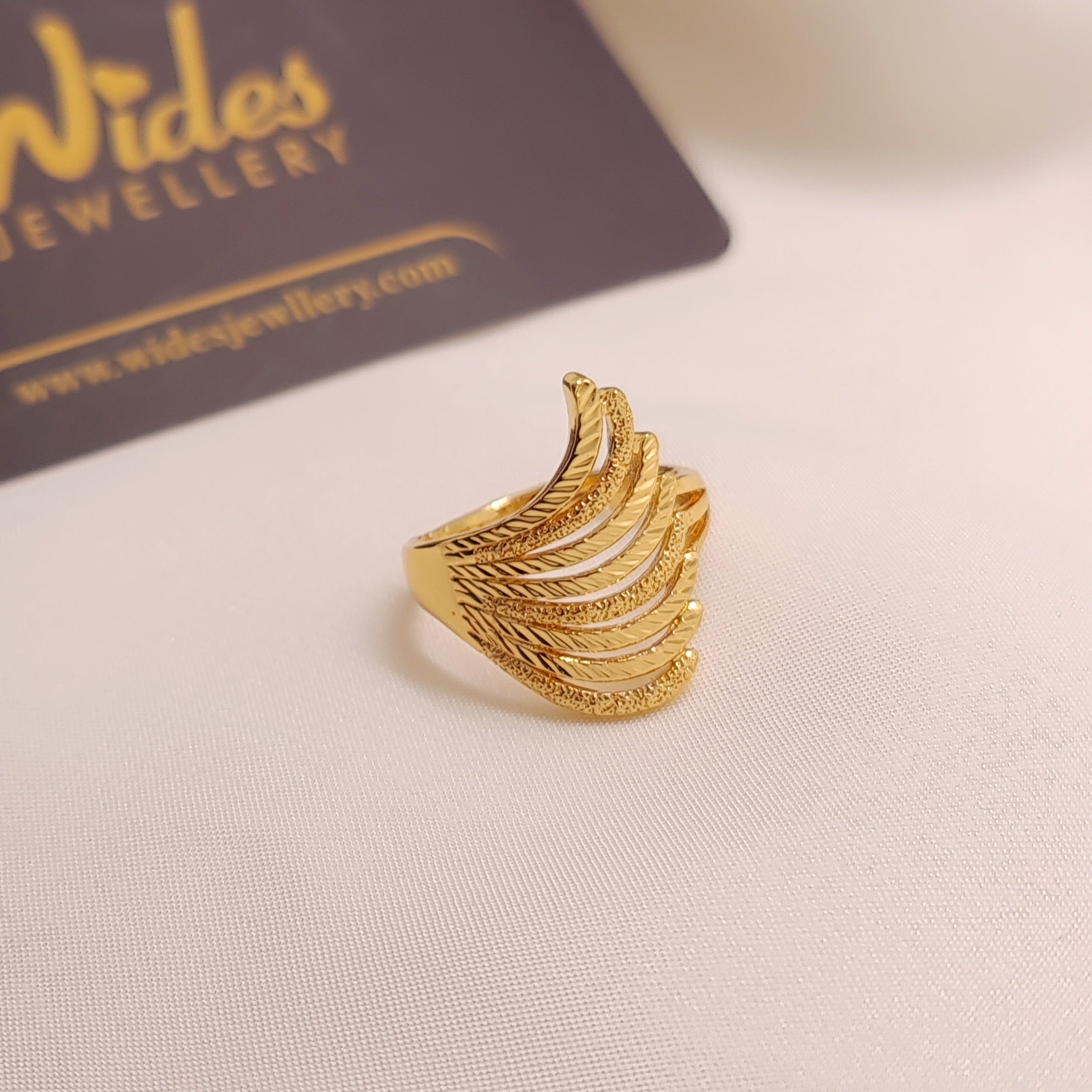 Gold-Plated Winged Ring for Girls/Women